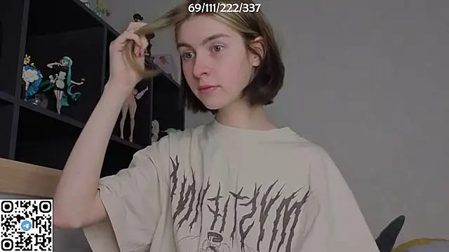 Snapshot of bertamimi chatting on October 13, 6:52 pm bertamimi online show from October 13, 6:52 pm