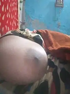 Snapshot of mahi-manisa chatting on February 6, 9:34 am mahi-manisa online show from February 6, 9:34 am