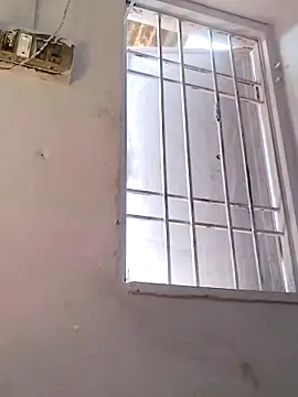 Snapshot of poojam93 chatting on October 14, 2:12 am poojam93 online show from October 14, 2:12 am