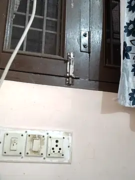 poojam93 online show from February 27, 2:33 am