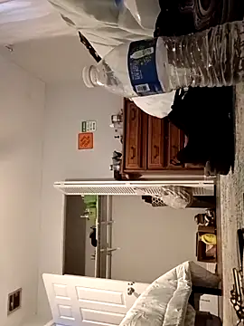 sarahkat86 online show from March 4, 10:49 pm