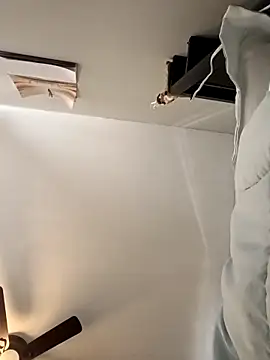 sarahkat86 online show from March 23, 12:20 pm