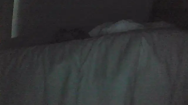 sarahkat86 online show from April 15, 11:06 am