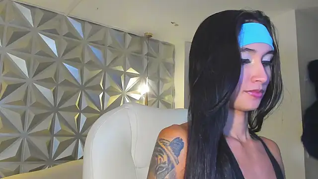 hellen tease online show from March 25, 1:06 pm