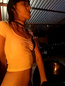 Snapshot of Mikasa-Ackerman chatting on October 3, 3:25 am Mikasa-Ackerman online show from October 3, 3:25 am