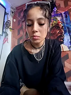 Snapshot of Katya_Bridge2 chatting on October 7, 8:17 pm Katya Bridge2 online show from October 7, 8:17 pm