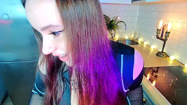 Margott Joy online show from November 21, 2:05 pm