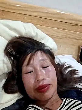 ngocngoc cute online show from April 4, 1:30 pm