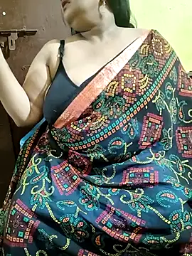 Snapshot of Swapna_Hyd chatting on November 9, 9:40 am Swapna Hyd online show from November 9, 9:40 am