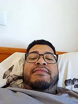 Snapshot of EbanoENeves69 chatting on November 18, 10:09 am EbanoENeves69 online show from November 18, 10:09 am