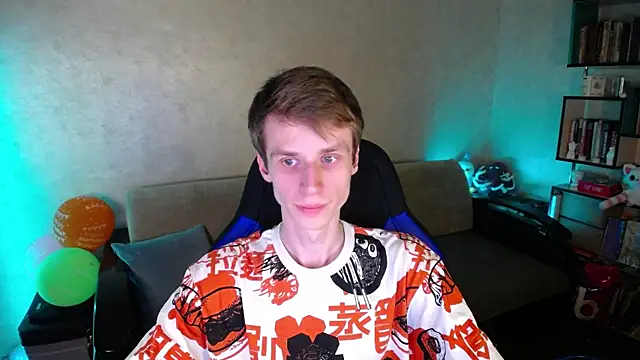 Snapshot of yes_cute_boy_ chatting on August 2, 8:29 pm yes cute boy online show from August 2, 8:29 pm