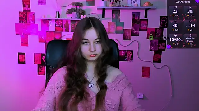 lilith diva online show from March 11, 8:15 pm