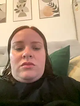 Snapshot of Kendra_Mystika chatting on September 29, 9:19 pm Kendra Mystika online show from September 29, 9:19 pm