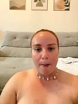 Snapshot of Kendra_Mystika chatting on October 28, 11:07 pm Kendra Mystika online show from October 28, 11:07 pm