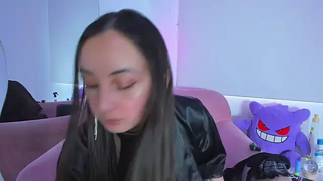 selene swee online show from November 5, 12:27 pm