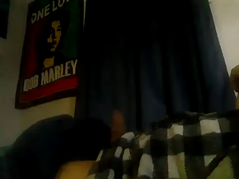 Snapshot of Bilover69 chatting on December 16, 4:17 am Bilover69 online show from December 16, 4:17 am