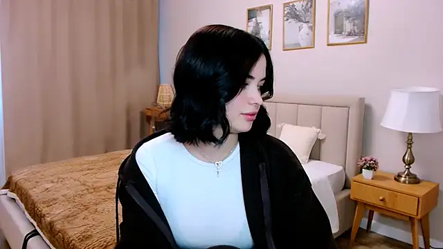 lil angel  online show from January 18, 1:04 pm