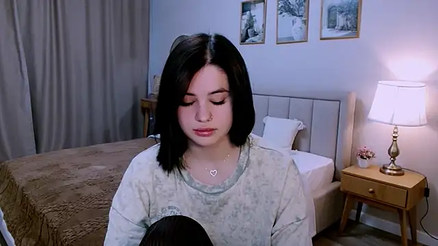 lil angel  online show from February 13, 11:17 am