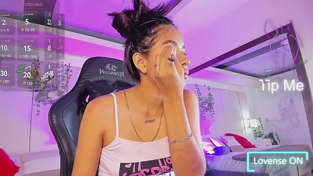 mia rousse25 online show from February 17, 3:08 pm