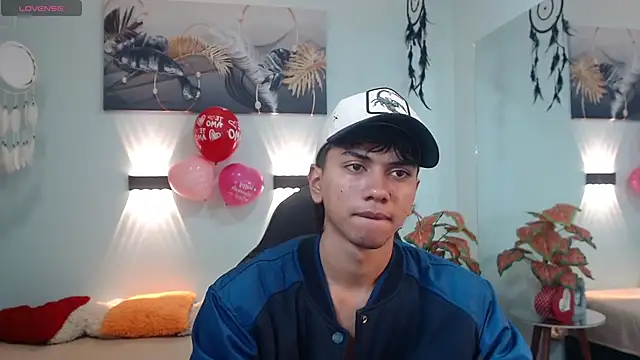 markbowie online show from February 12, 12:33 pm