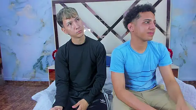 Snapshot of NARUTO-MEN- chatting on October 4, 11:47 pm NARUTO-MEN- online show from October 4, 11:47 pm