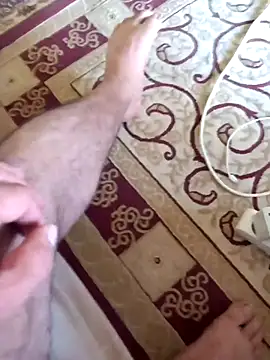 Snapshot of bullut06 chatting on September 12, 4:23 am bullut06 online show from September 12, 4:23 am