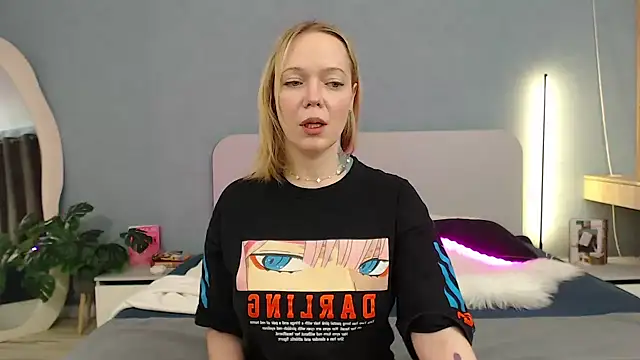 Natalee Love online show from February 12, 11:11 pm