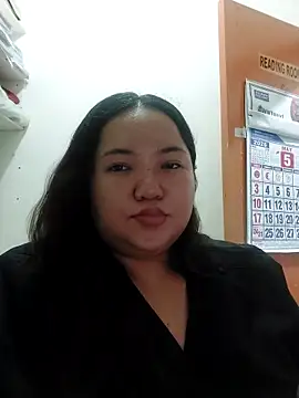 Snapshot of LianaCruzado chatting on May 15, 12:45 pm LianaCruzado online show from May 15, 12:45 pm