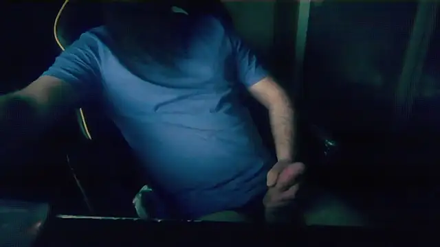 LondonMan1988 online show from January 15, 4:50 am