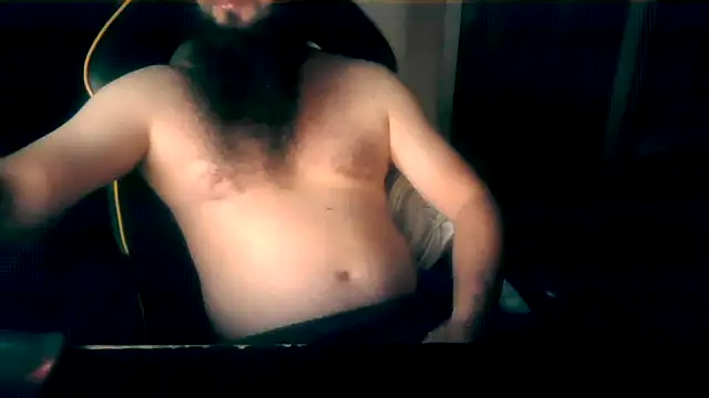 Snapshot of LondonMan1988 chatting on April 23, 7:05 pm LondonMan1988 online show from April 23, 7:05 pm