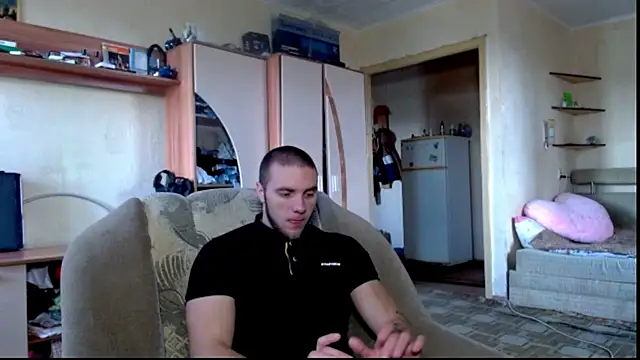 Snapshot of Jordan1Dior chatting on July 11, 8:28 am Jordan1Dior online show from July 11, 8:28 am