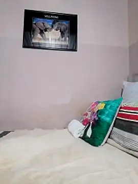 Snapshot of Yummyboomsbb chatting on February 24, 9:07 am Yummyboomsbb online show from February 24, 9:07 am