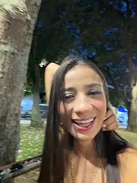 -juicy  online show from February 4, 11:20 pm