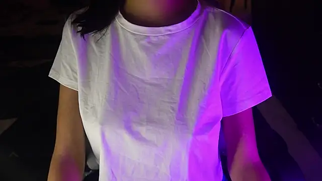 NidhiChandra online show from November 15, 9:28 am