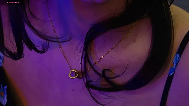 NidhiChandra online show from April 9, 5:40 pm