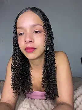 Snapshot of Yasmin777_ chatting on February 20, 11:49 pm Yasmin777 online show from February 20, 11:49 pm