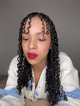 Snapshot of Yasmin777_ chatting on March 1, 12:56 am Yasmin777 online show from March 1, 12:56 am