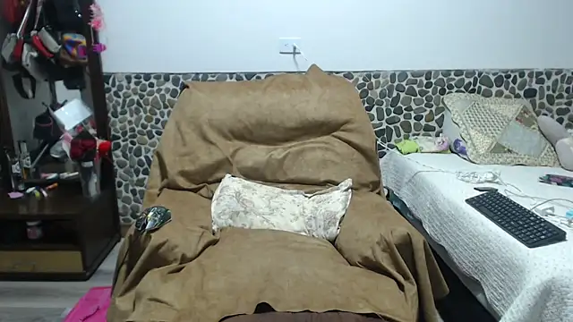 Miilu74 online show from February 21, 3:29 am