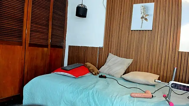 David niet online show from October 8, 6:16 pm