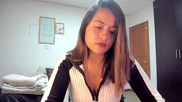 Snapshot of Ana__Pink chatting on March 3, 1:34 am Ana Pink online show from March 3, 1:34 am