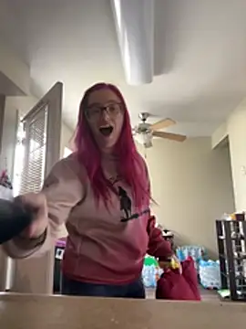 MommaBigTits24 online show from March 14, 5:07 pm