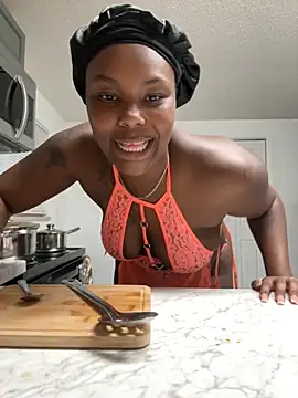 Bleuk online show from October 17, 11:40 pm