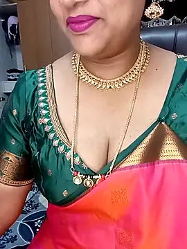 Snapshot of Chadni_kannada chatting on May 1, 12:59 am Chadni kannada online show from May 1, 12:59 am