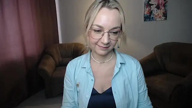 Snapshot of Ava_Elior chatting on July 22, 11:35 am Ava Elior online show from July 22, 11:35 am