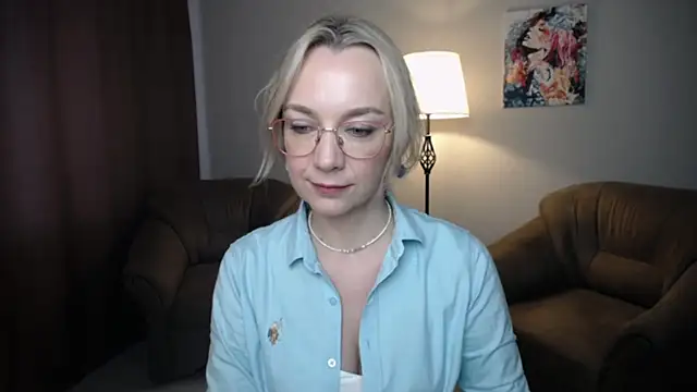 Snapshot of Ava_Elior chatting on July 25, 12:14 pm Ava Elior online show from July 25, 12:14 pm