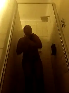 Snapshot of SativaHot96 chatting on February 15, 8:49 pm SativaHot96 online show from February 15, 8:49 pm