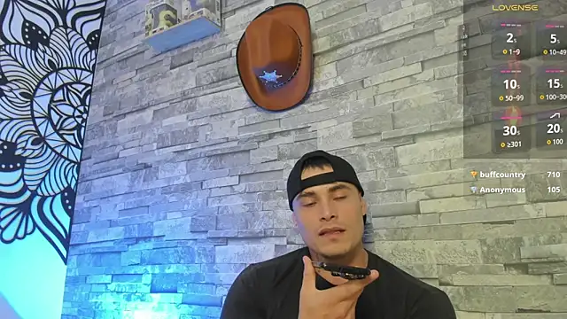 Snapshot of connorsmiith chatting on October 23, 12:43 am connorsmiith online show from October 23, 12:43 am