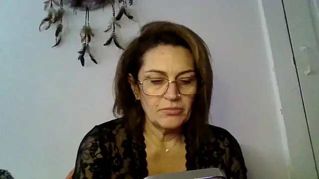 RubyyRosee online show from October 28, 2:09 pm