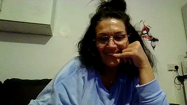 Snapshot of RubyyRosee chatting on July 15, 5:45 am RubyyRosee online show from July 15, 5:45 am