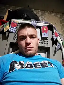 Kisszivacs online show from March 7, 2:03 pm